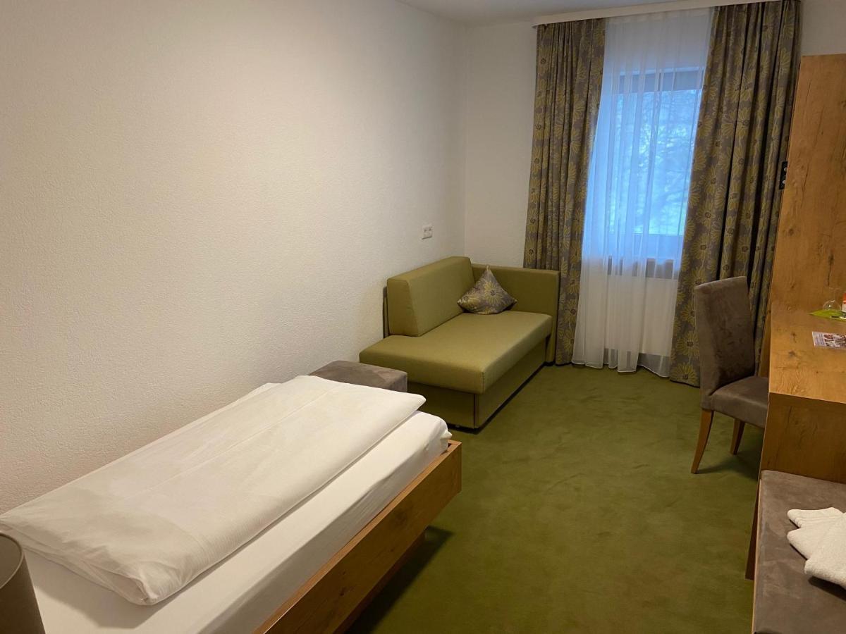 Gasthaus Hotel Kranz Лауфенбург Екстериор снимка
